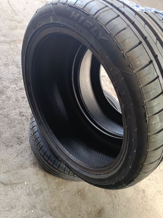 НОВИ ЛЕТНИ -19цола-275/35:245/40-"HIFLY"- с моннтаж и баланс