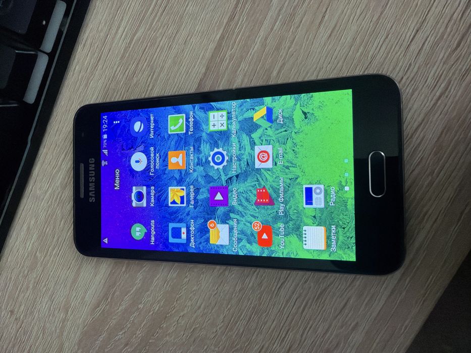 Samsung a3 продаю