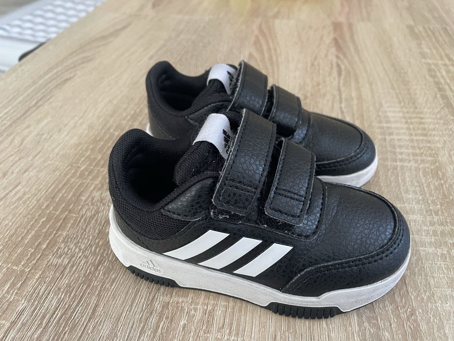 Детски маратонки Adidas размер 23