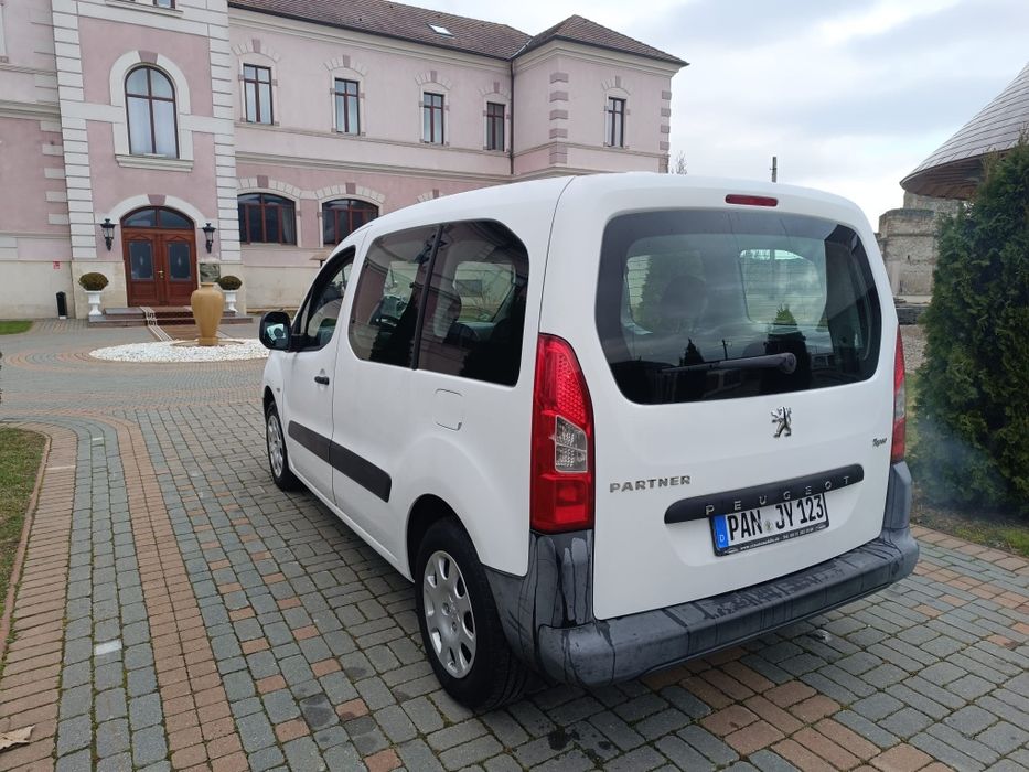 Peugeot patner 5locuri af 2012 euro5 2999euro