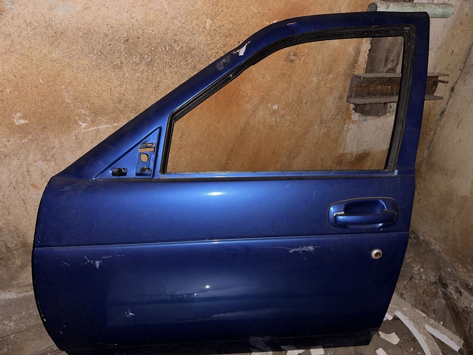 Дверь передний на приора