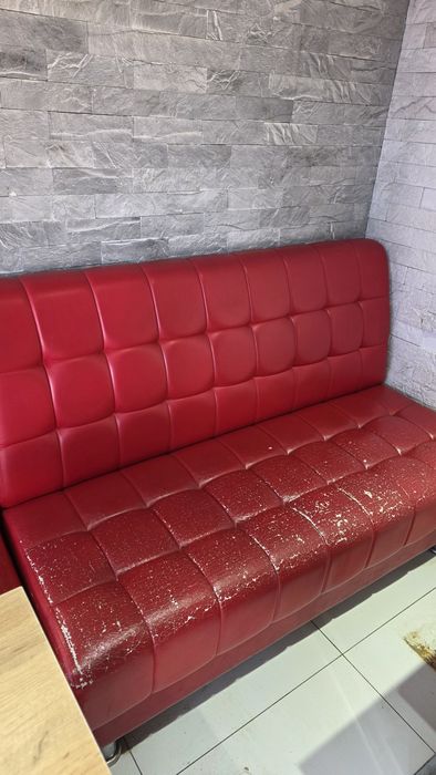 Продаётся прямой диван