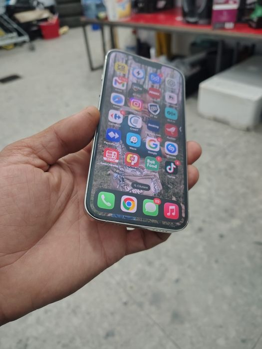 Iphone 13 pro silver  vand sau schimb