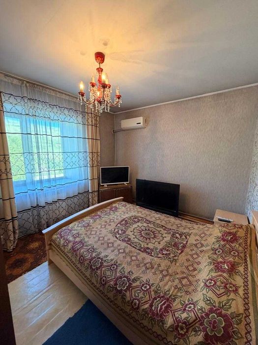 В продаже дом Малахитовая 8