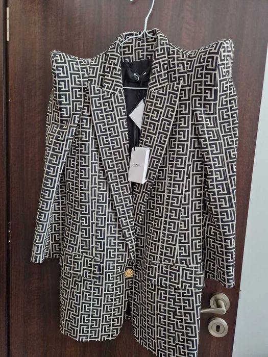 Дамски блейзър Balmain Monogram Padded Blazer