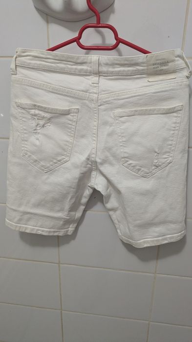Blugi Bershka scurți 29