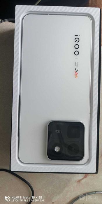 Iqoo 15t 12/256 dimensity 9500 monster