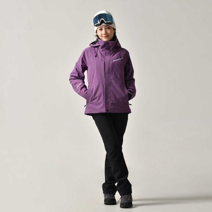 Женские горнолыжные куртки Running River