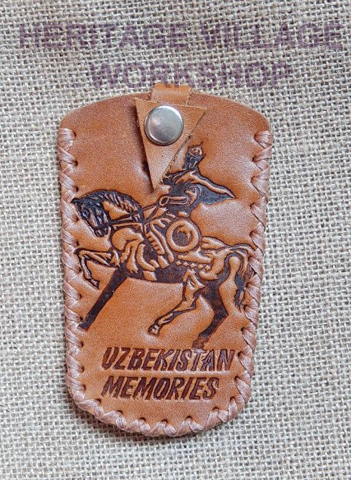 Кожаные футляры для ключей .