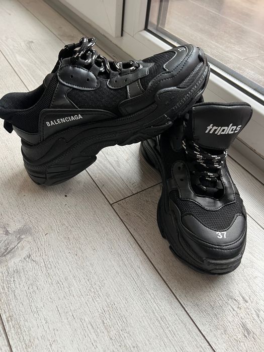 BALENCIAGA маратонки