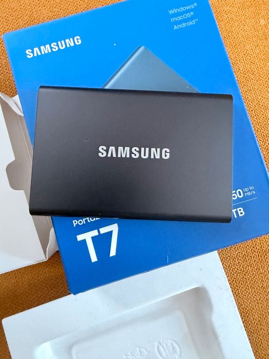 Samsung T7 Portable SSD 4TB