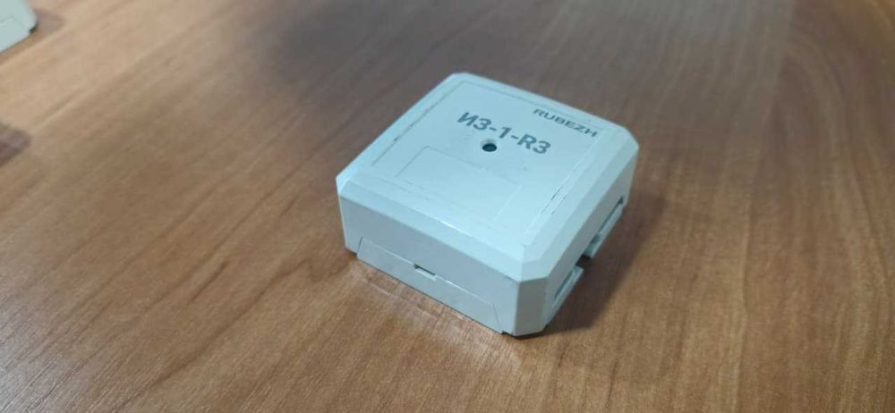 Изолятор короткого замыкания  ИЗ-1-R3 RUBEZH (Рубеж)