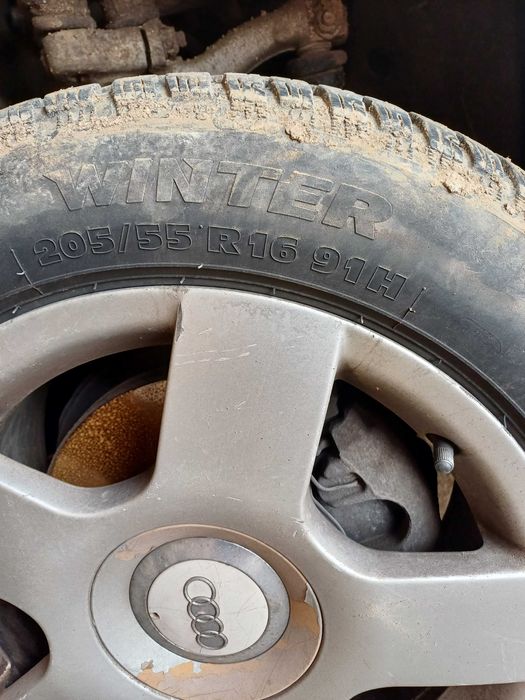 5бр Гуми с Джанти 205/55/16  5х112      57.1мм