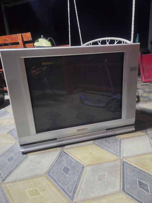 Телевизор TOSHIBA
