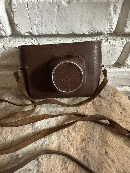 Ретро фотоапарат FED-3 + обектив Industar-61 и кожен калъф – работещ