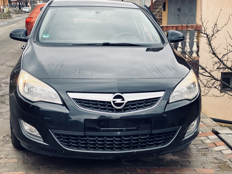 Opel Astra J  an 2012 neinmatriculata