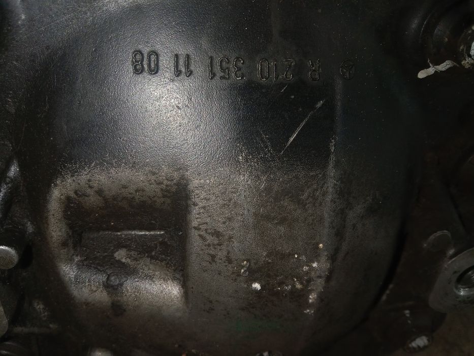 Продам Задний редуктор на Мерседес