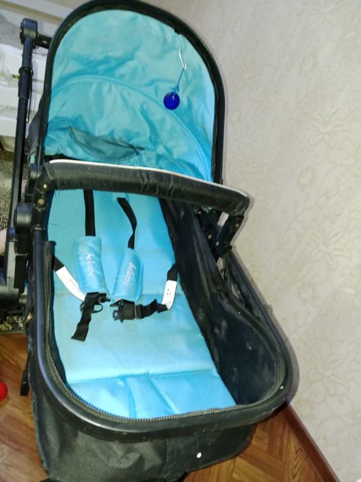 Продам коляску Belecoo
