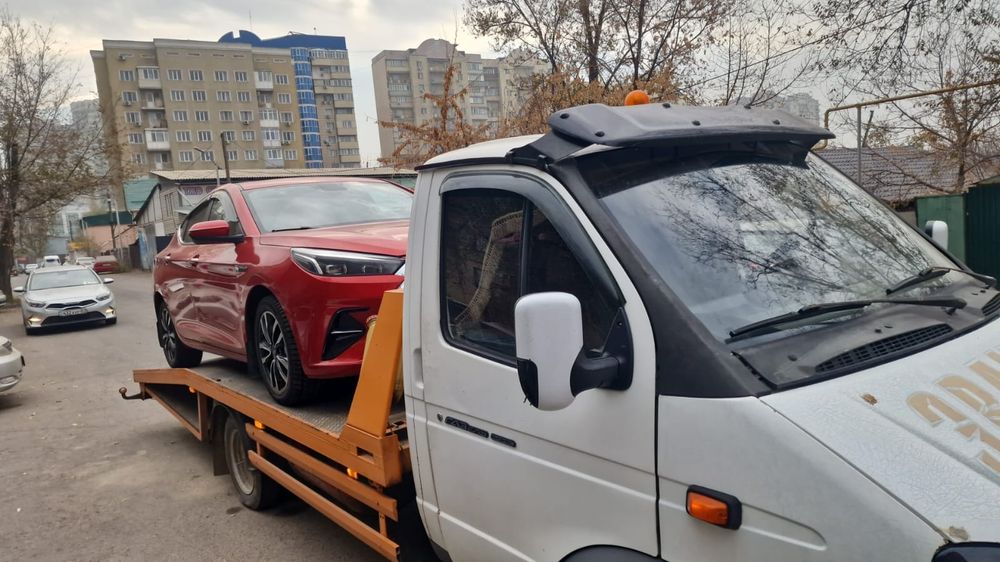 Грузовой эвакуатор