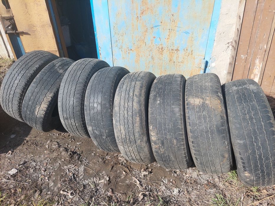 Отдам шины 265/65/17