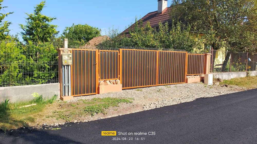 Casă de vânzare în Micești-Tureni