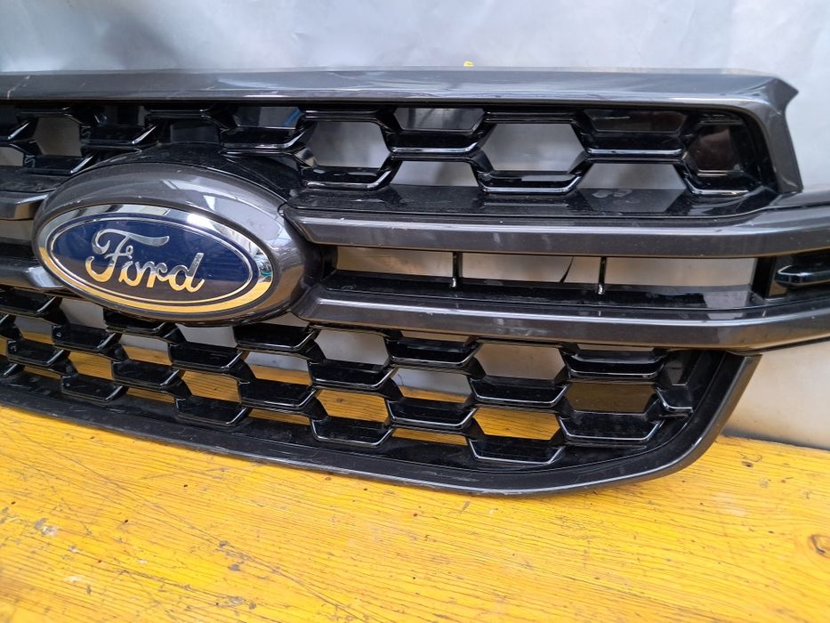 Грил решетка Ford Ranger 2025г