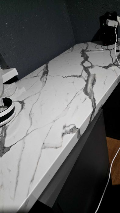 Гланцов бях мраморен плот