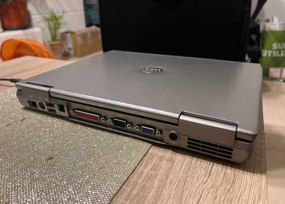 Laptop Dell Latitude D610 – colecție piese – nu pornește - retro