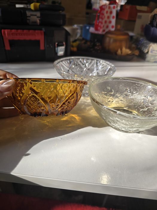 Използвани стъклени купички