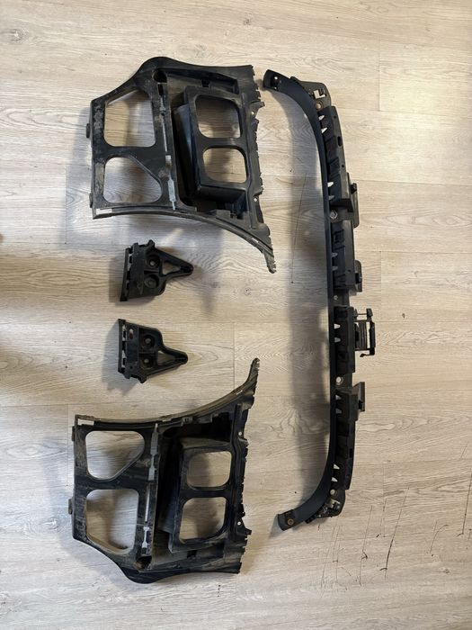 Suporti bara spate BMW e91 LCI