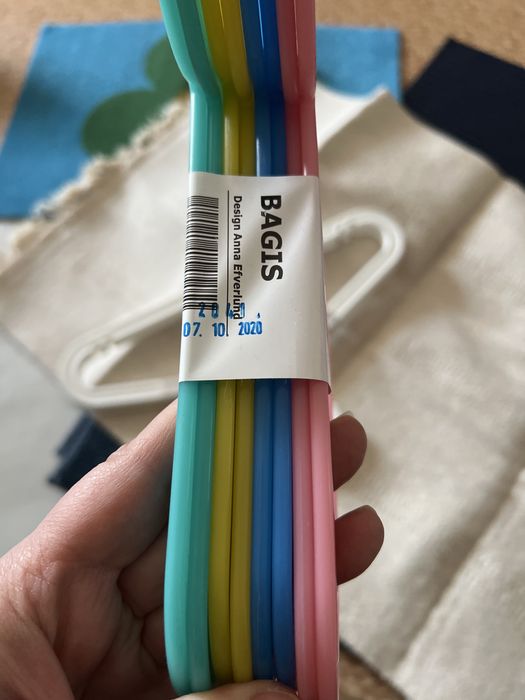 Вешалки взрослые и детские набор