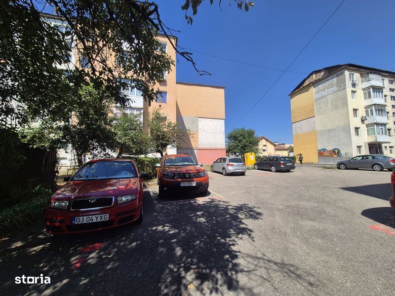 Garsonieră confort 1 de vânzare – Târgu Jiu, strada 9 Mai
