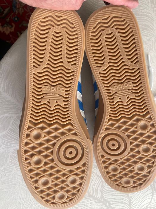 Adidas noi cu eticheta /Adi Ease/ 42 2/3