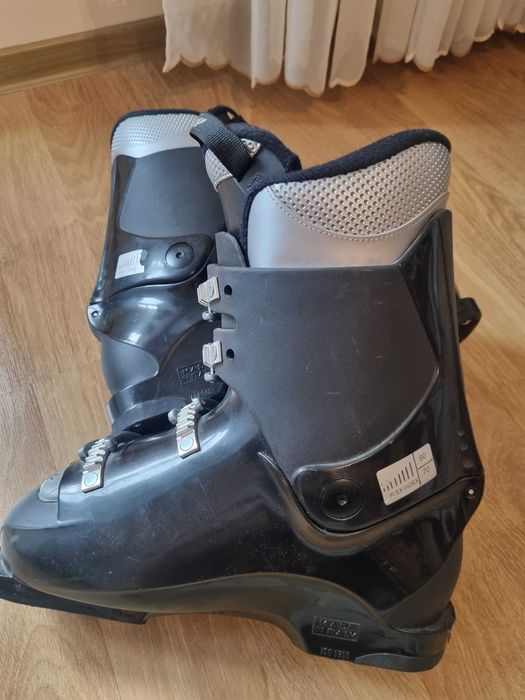 Clapari ski, noi, Roxa, marime 42, 43, 28, 28.5, flex 70, made Italia.