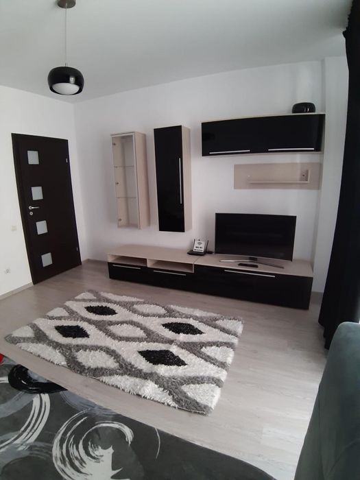 Mobila living negru lucios - crem