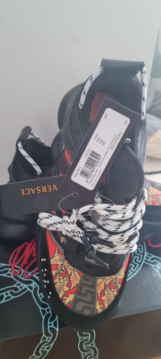 Versace Chain Reaction