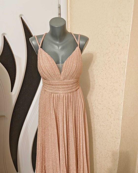 Дамска, официална рокля