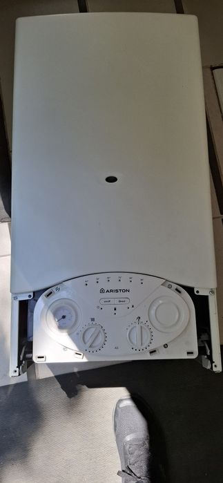 Centrala termica ariston s24 defectă