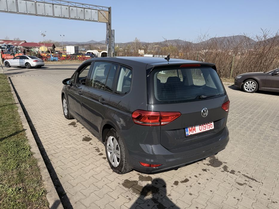 Vw Touran 1.6 TDI  2017 tva ded import Germania