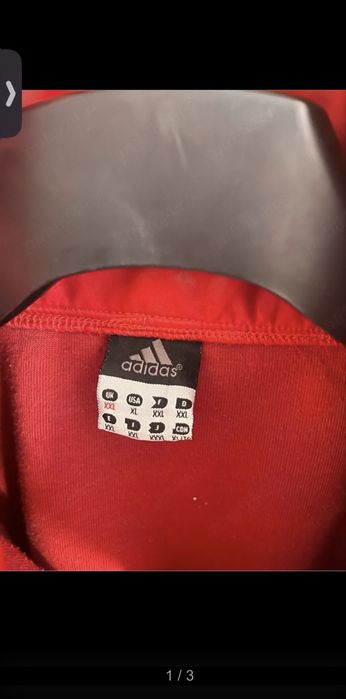 Geaca adidas originala,folosita  foarte rar in stare super buna!
