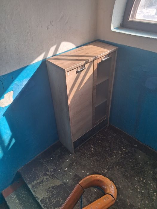 Продам оличныи шкаф.