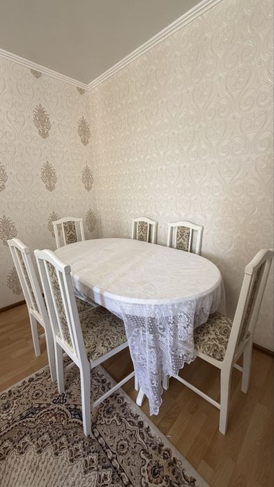 Продам стол со стульями