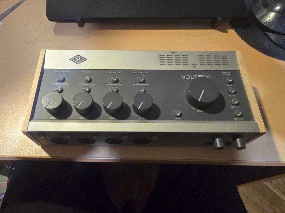 Universal Audio Volt 476p USB Audio Interface, Звукова карта
