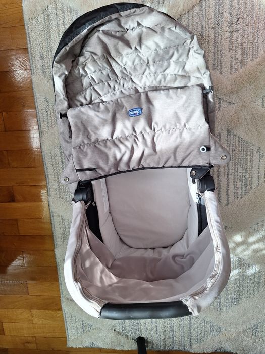 Vand scoica auto chicco kory, landou chicco si pimpa san