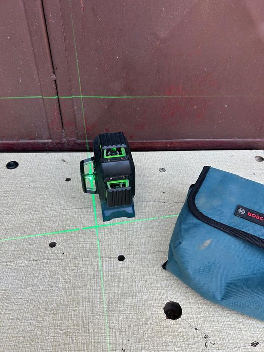 Nivela laser 360° Bosch GLL 3-80 G raza verde