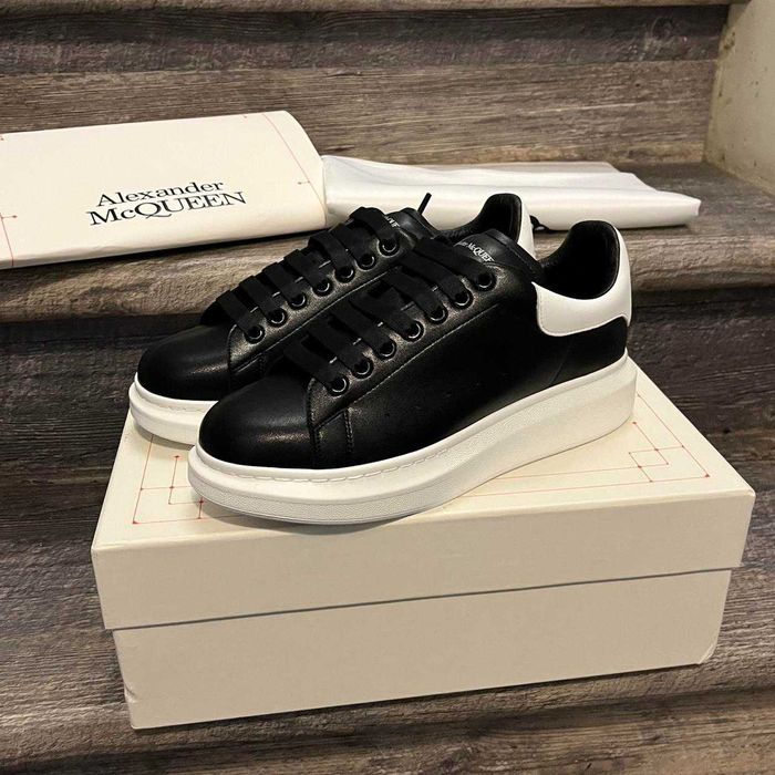 #DOAR 379,99# Alexander McQUEEN Sneakers Black White Editie Limitata