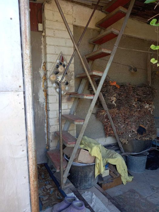 Продам дачный домик с участком в пригороде Алматы