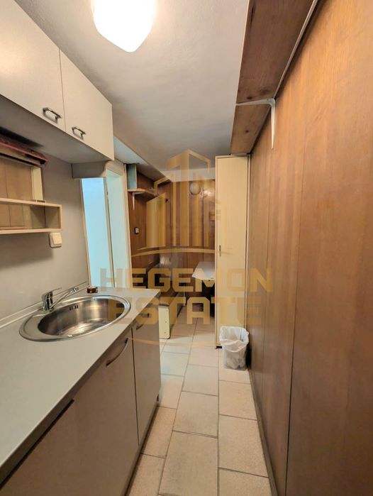 Продава се Офис в Варна, Лятно кино Тракия - 52 кв.м за 2981 €/кв.м - Снимка #2