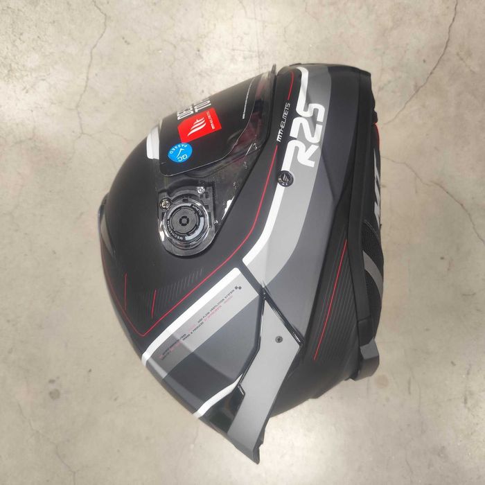 ПРОМОЦИЯ Каска MT Thunder 4 SV R25 B2 BLACK/GRAY - Код: 71801