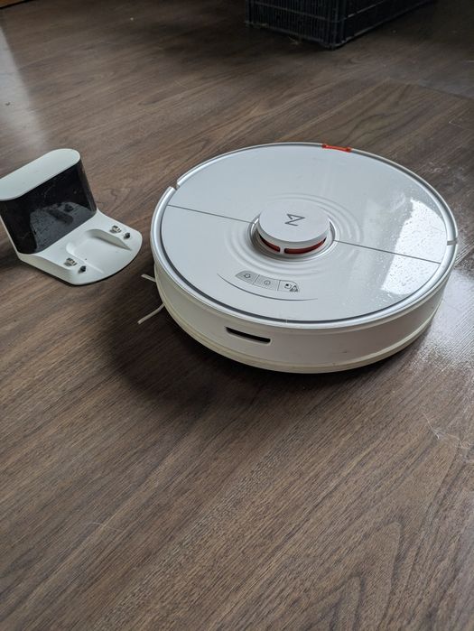 Продам робот пылесос Roborock S7